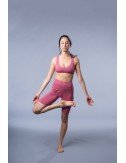 Crossed Essential Top – Natural Softness & Conscious Movement