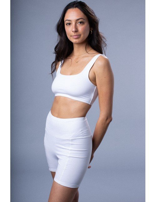 PANTALÓN CORTO ESENCIAL